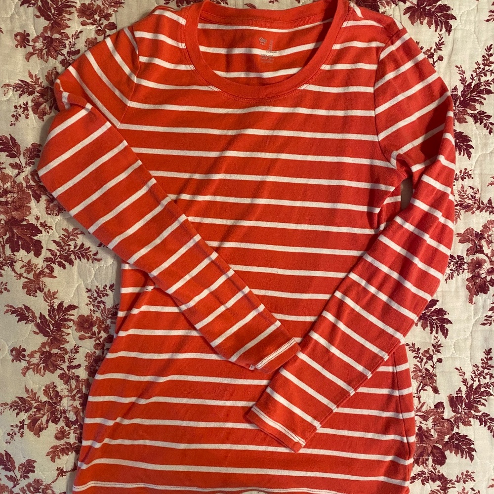 Long sleeve Gap Tee